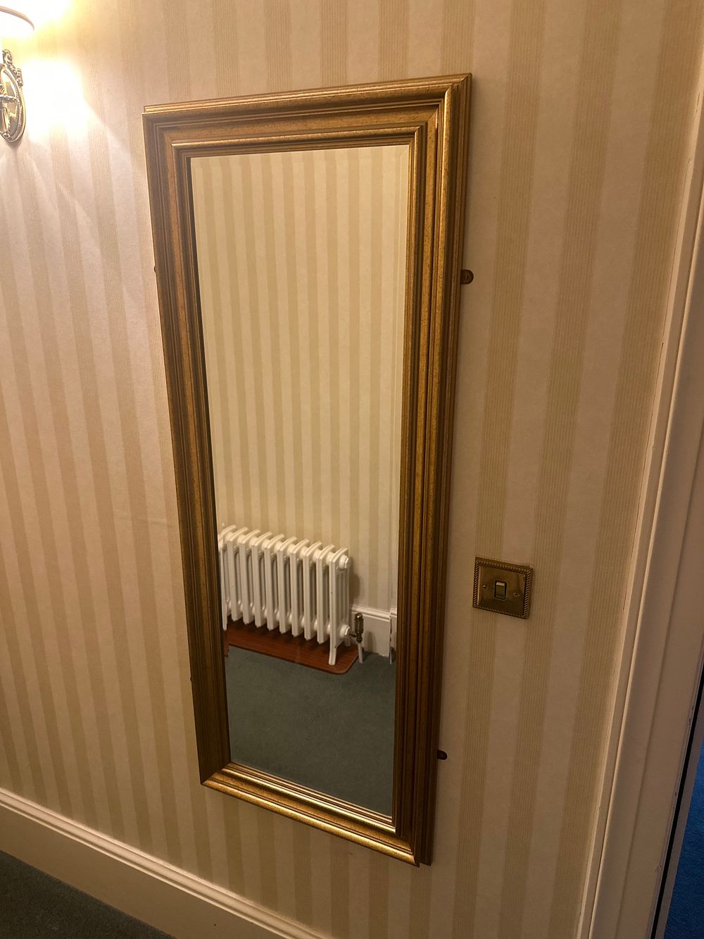 Lot 1491: A 20th Century Gold-Tone Framed Rectangular Wall Mirror
