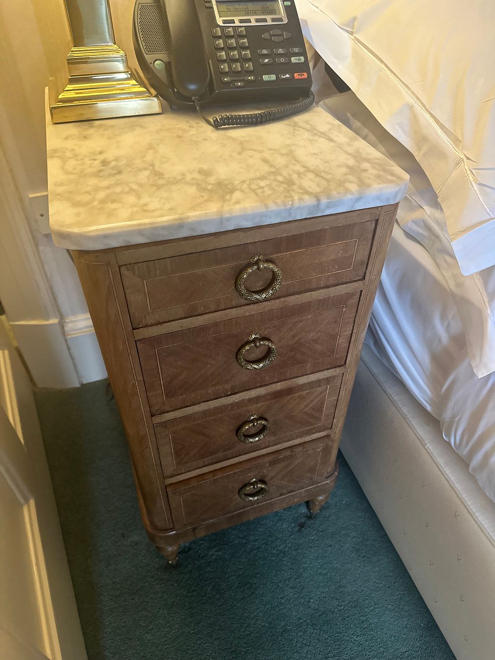 Lot 1492: A Pair of Louis XVI Style Burl Wood and Marble Nightstands