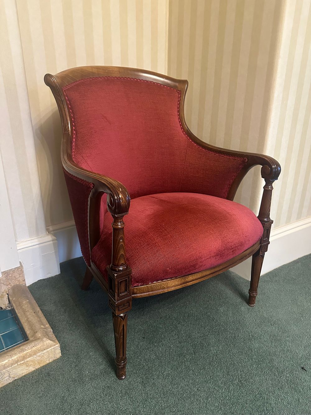 Lot 1505: A Regency Style Mahogany Armchair