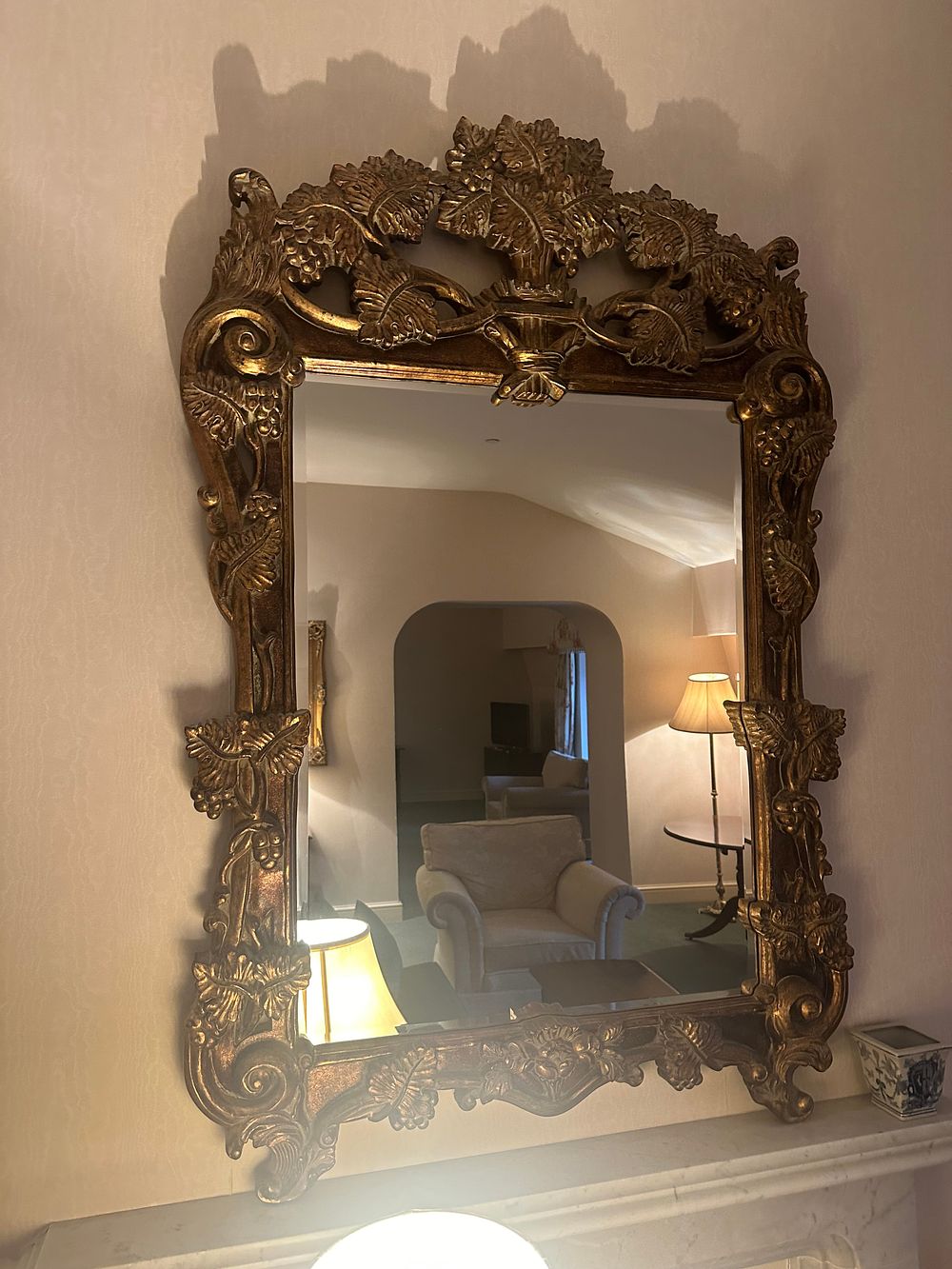 Lot 1517: A 19th Century Italian Giltwood and Carved Wall Mirror