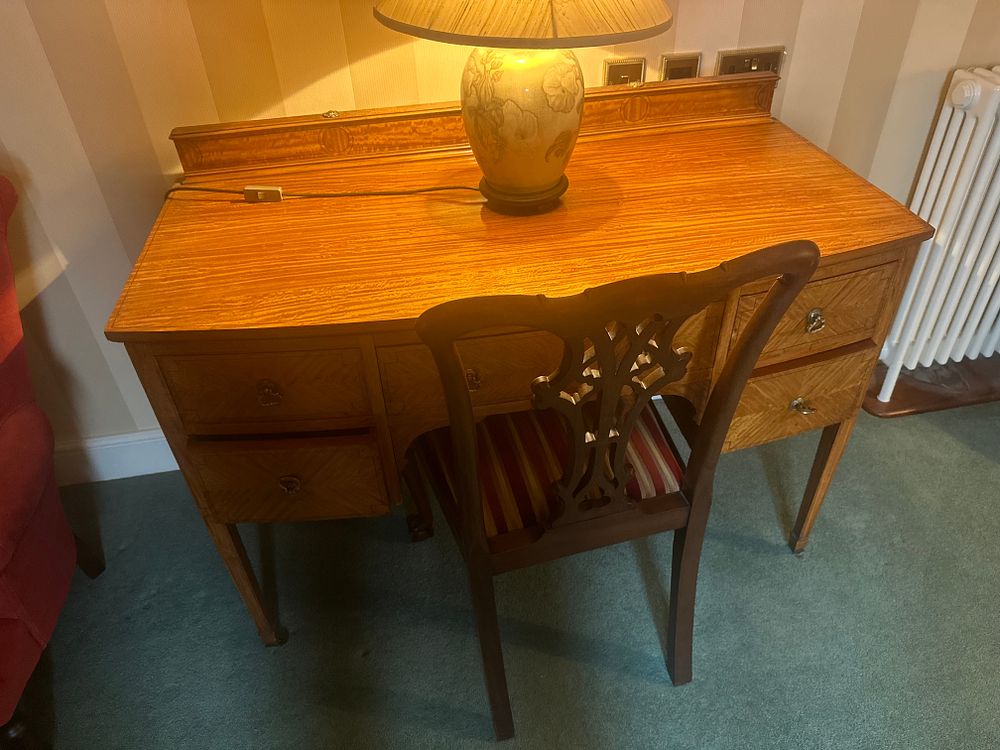 Lot 1580: A Federal Style Hardwood Writing Desk and Chair