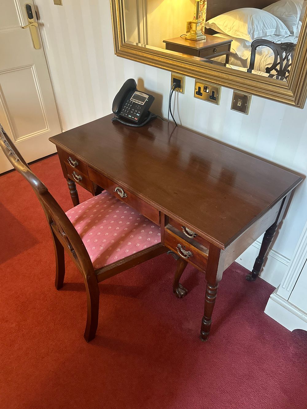 Lot 1614: A Pair of Early 20th Century Mahogany Writing Desk and Chair