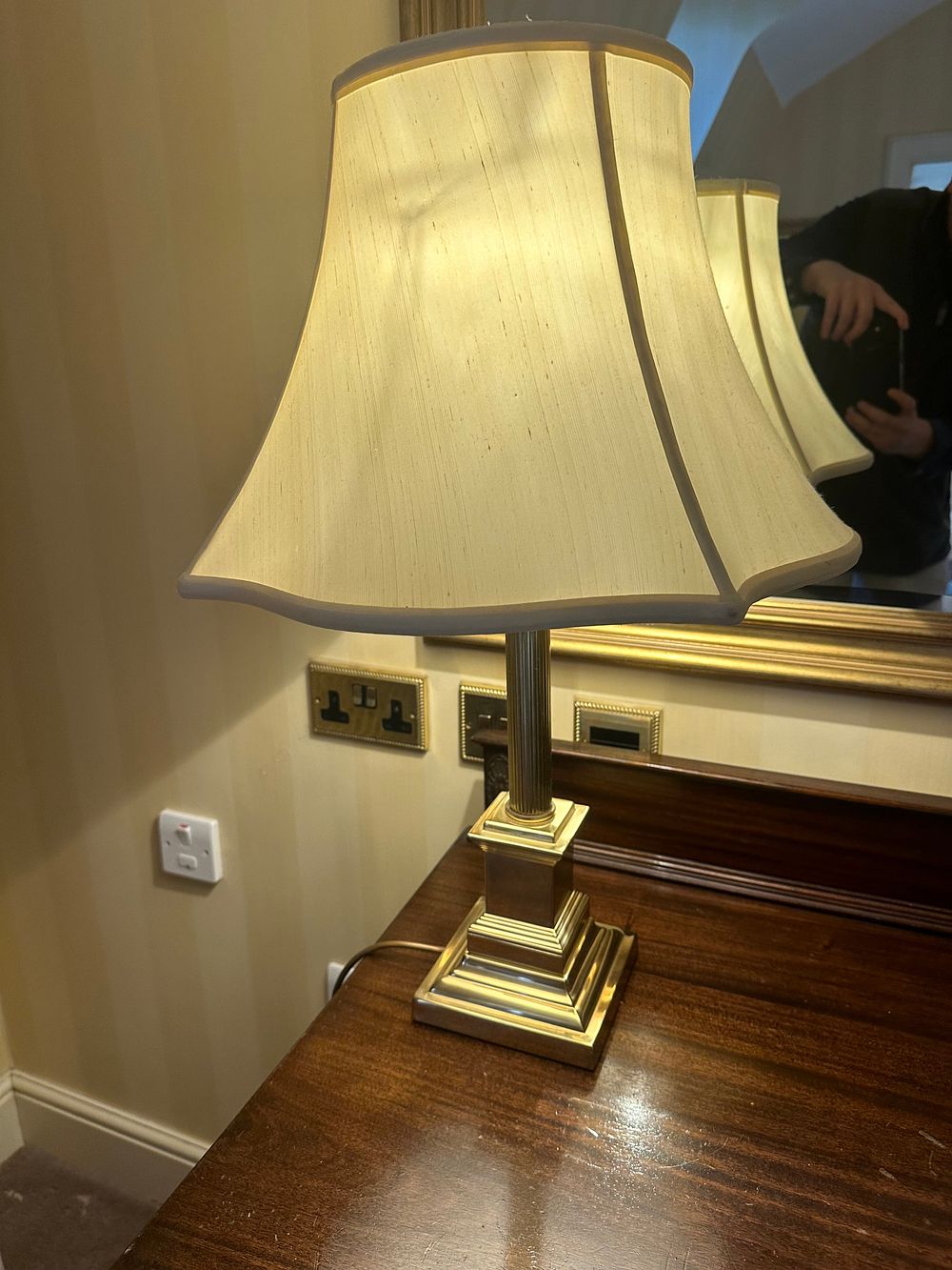 Lot 1706: Three Herda Holland Neoclassic Style Brass Candlestick Table Lamps, circa 1970s