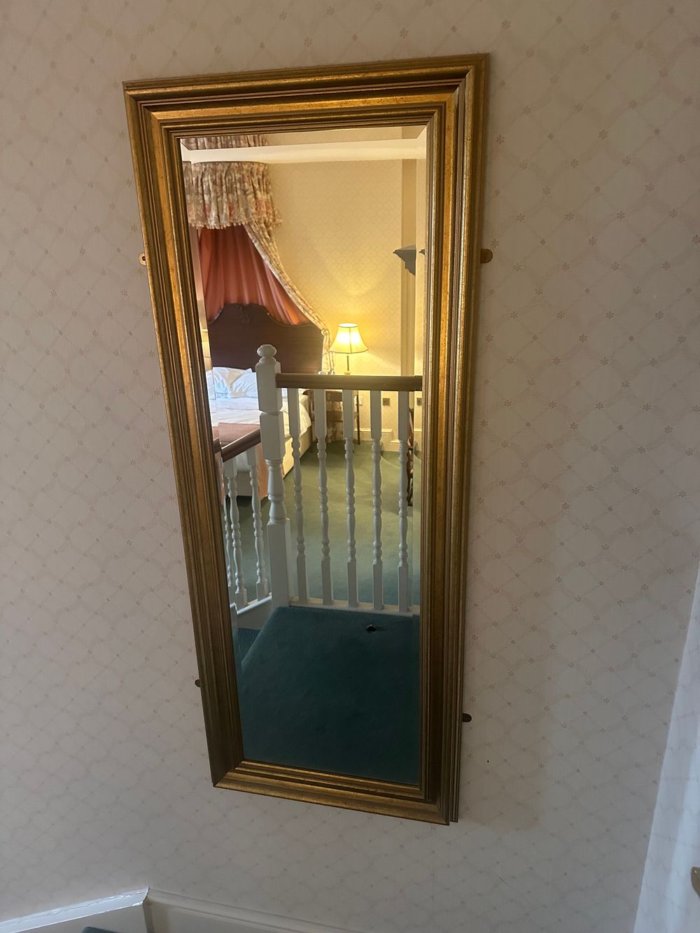 Lot 1740: A Traditional Style Gilt Framed Wall Mirror