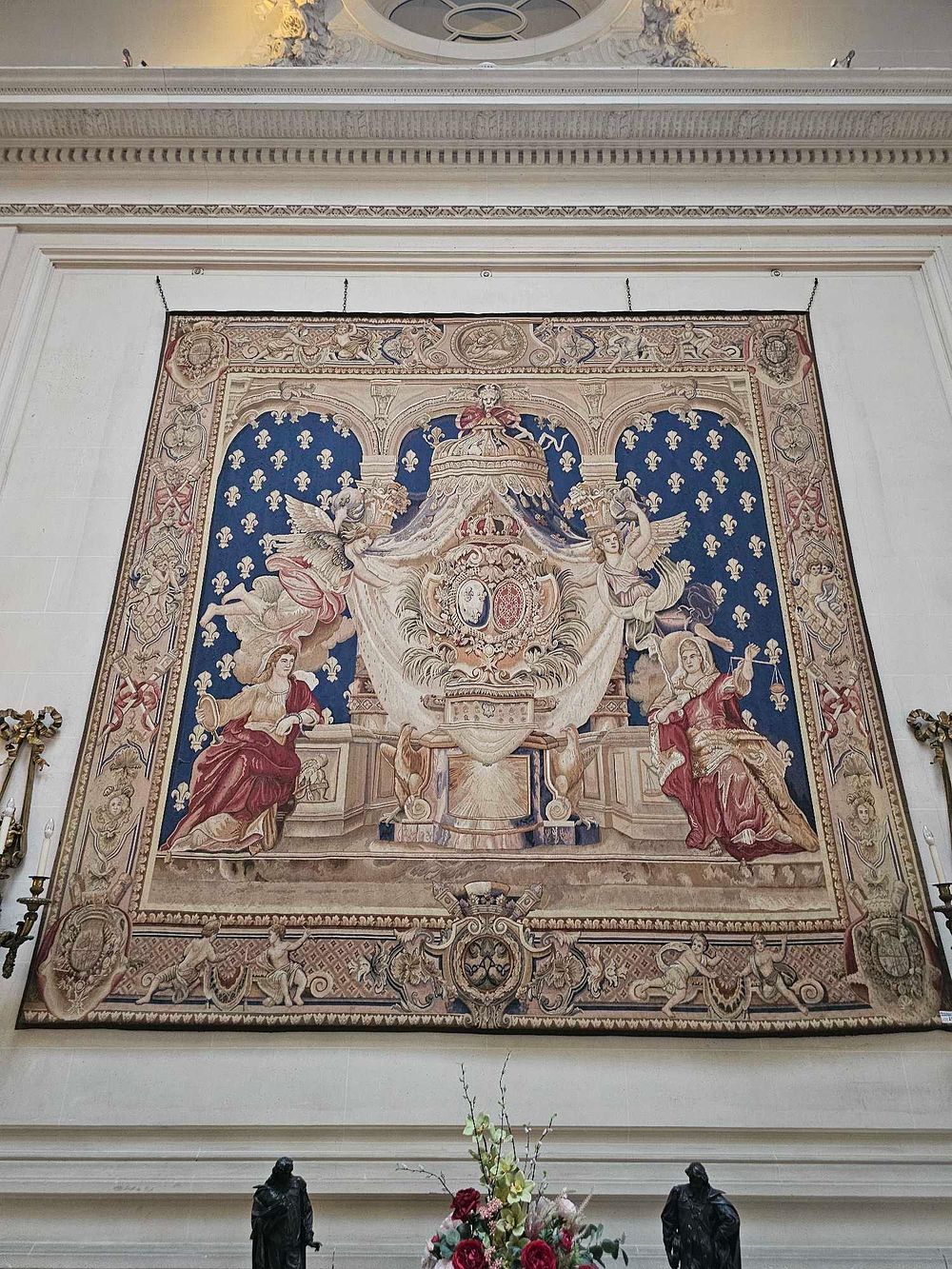 Lot 29: A LOUIS XIV GOBELINS CHANCELLERIE ARMORIAL TAPESTRY, LATE 17TH/EARLY 18TH CENTURY, AFTER DESIGNS BY GUY-LOUIS VERNANSAL, PAVILLON AND CLAUDE III AUDRAN