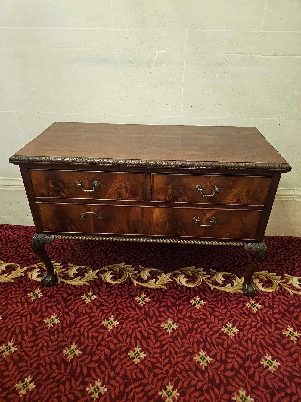 Lot 85: English Queen Anne Style Burl Walnut Banded Lowboy