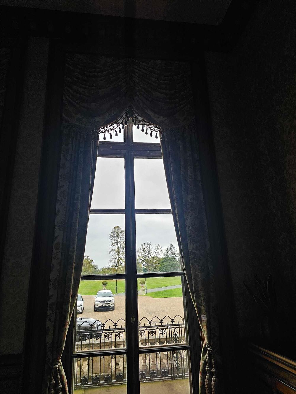 Lot 112: A Set of Classical Style Floral and Foliate Pattern Drapes with Valance and Tie-backs