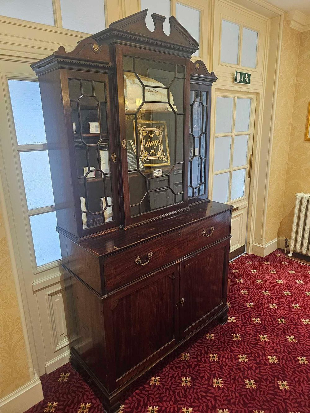 Lot 257: A Georgian/Federal Style Mahogany Breakfront Display Cabinet