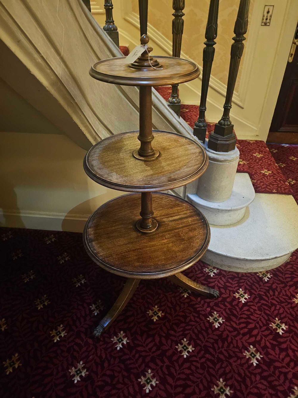 Lot 262: A 19th Century Georgian Style Mahogany Three-Tier Dumbwaiter