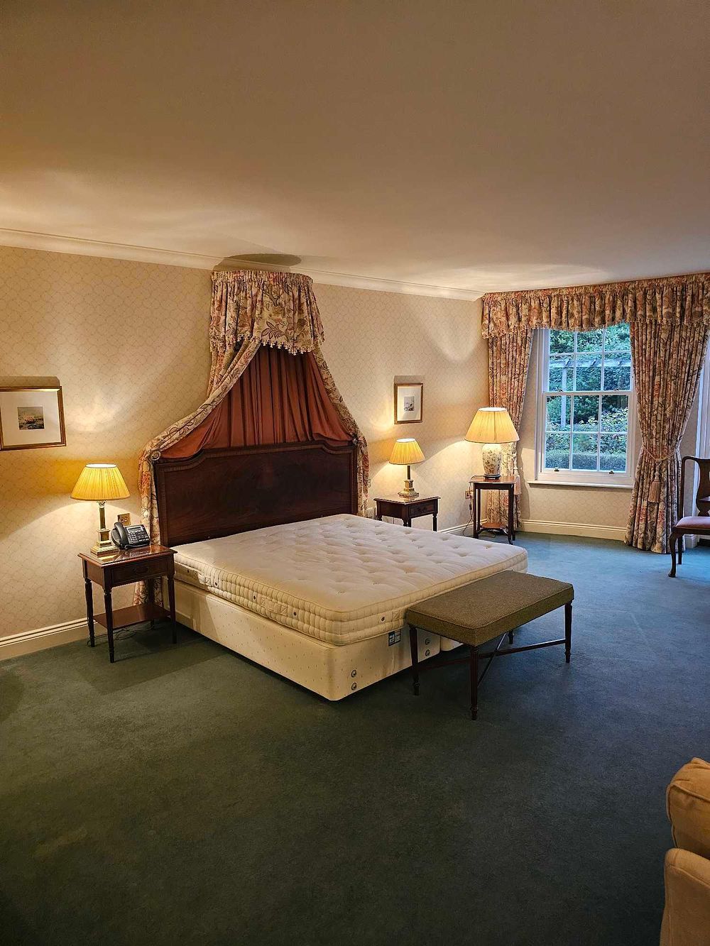 Lot 556: A Suite of Georgian/Regency Revival Furnishings, including a Ralph Lauren Style Mahogany Half-Tester Bed and Hypnos Mattress