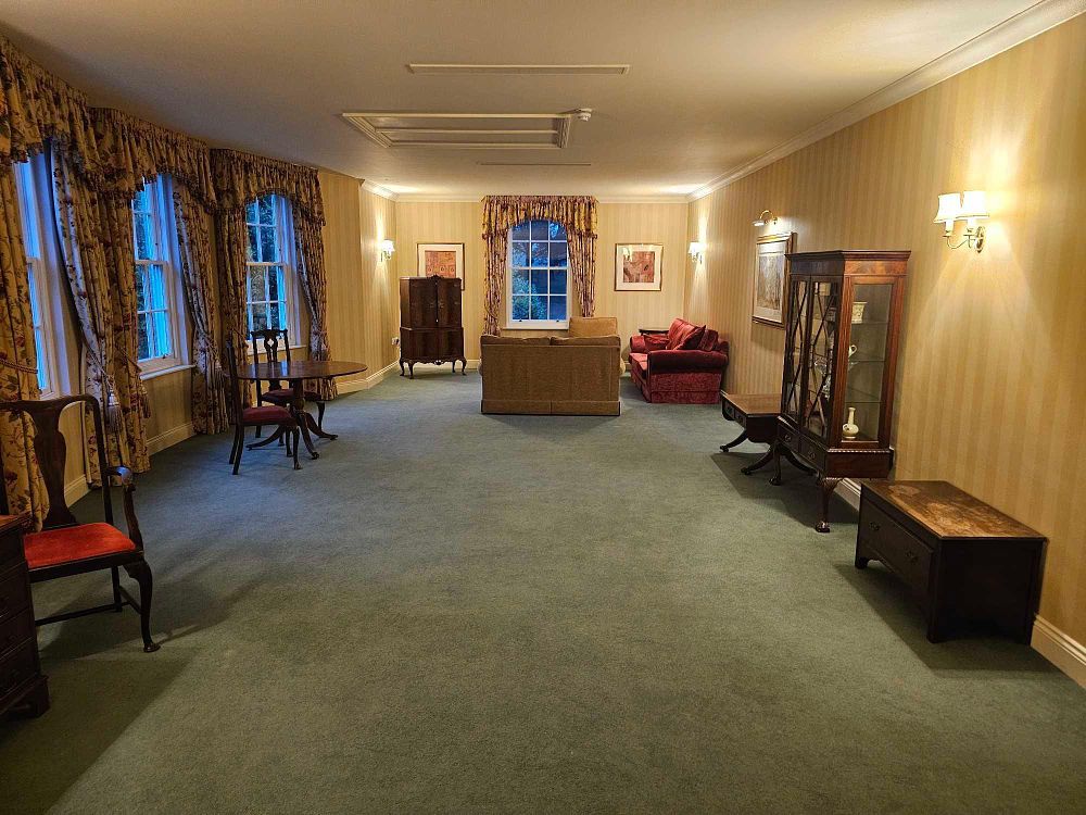 Lot 569: An Assortment of Traditional-Style Furniture, Evocative of Georgian, Chippendale, and Victorian Revival Periods