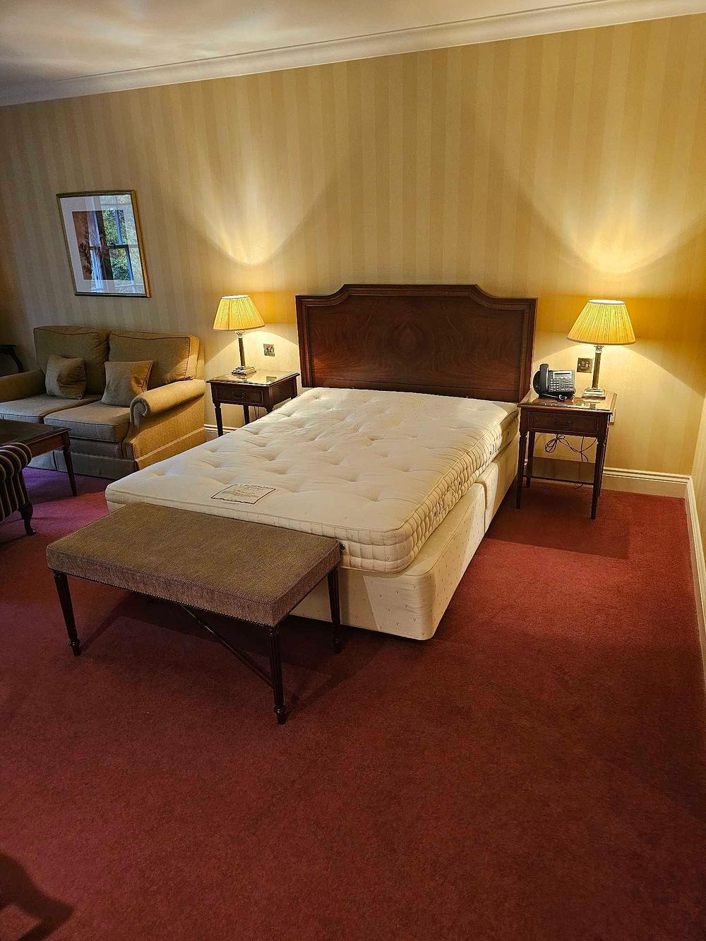 Lot 578: A Suite of Traditional-Style Hotel Furnishings, including a Vispring Hotel Collection Mattress