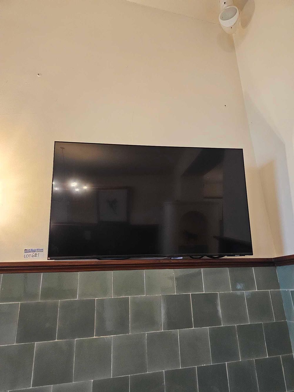 Lot 681: A Contemporary Samsung 4K Smart Flat-Screen Television