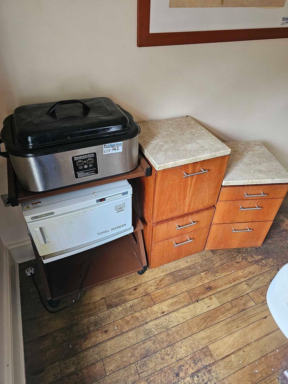 Lot 742: A Group of Contemporary Commercial Spa and Salon Equipment