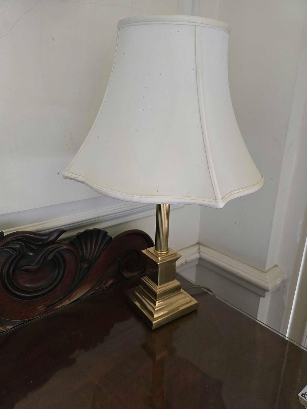 Lot 2030: A Herda Lighting Brass Column Table Lamp, circa 1970s