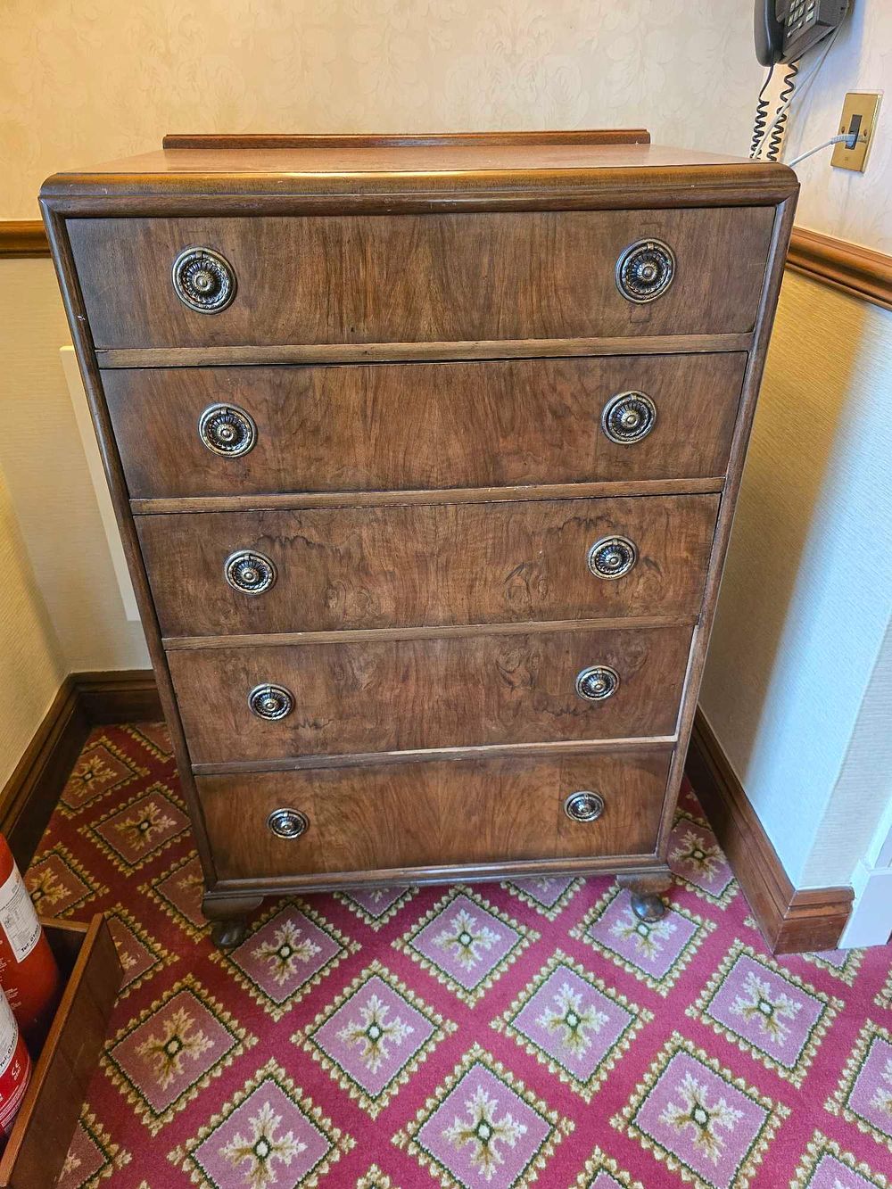 Lot 2266: An Art Deco Figured Veneer Five-Drawer Chest of Drawers