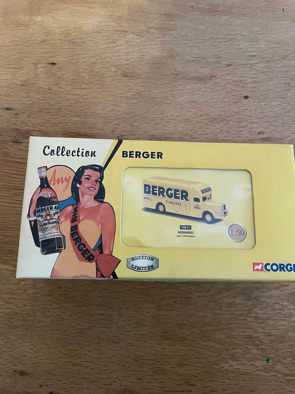 Lot 253: Corgi Collection Berger 1:50 - 72011 Bernard Type110...