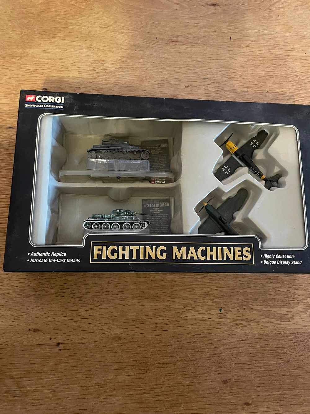 Lot 289: Corgi Collection Fighting Machines Battle For Stalingrad CSCW23004
