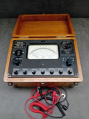 A Vintage Windsor Universal Meter, Model 88A, Boxed with Test Leads. A vintage Windsor Universal 