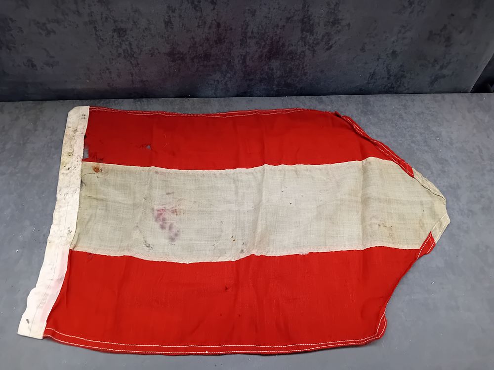 Lot 42: A German WWII Youth Flag or Pennant, Size 56cm x 88cm