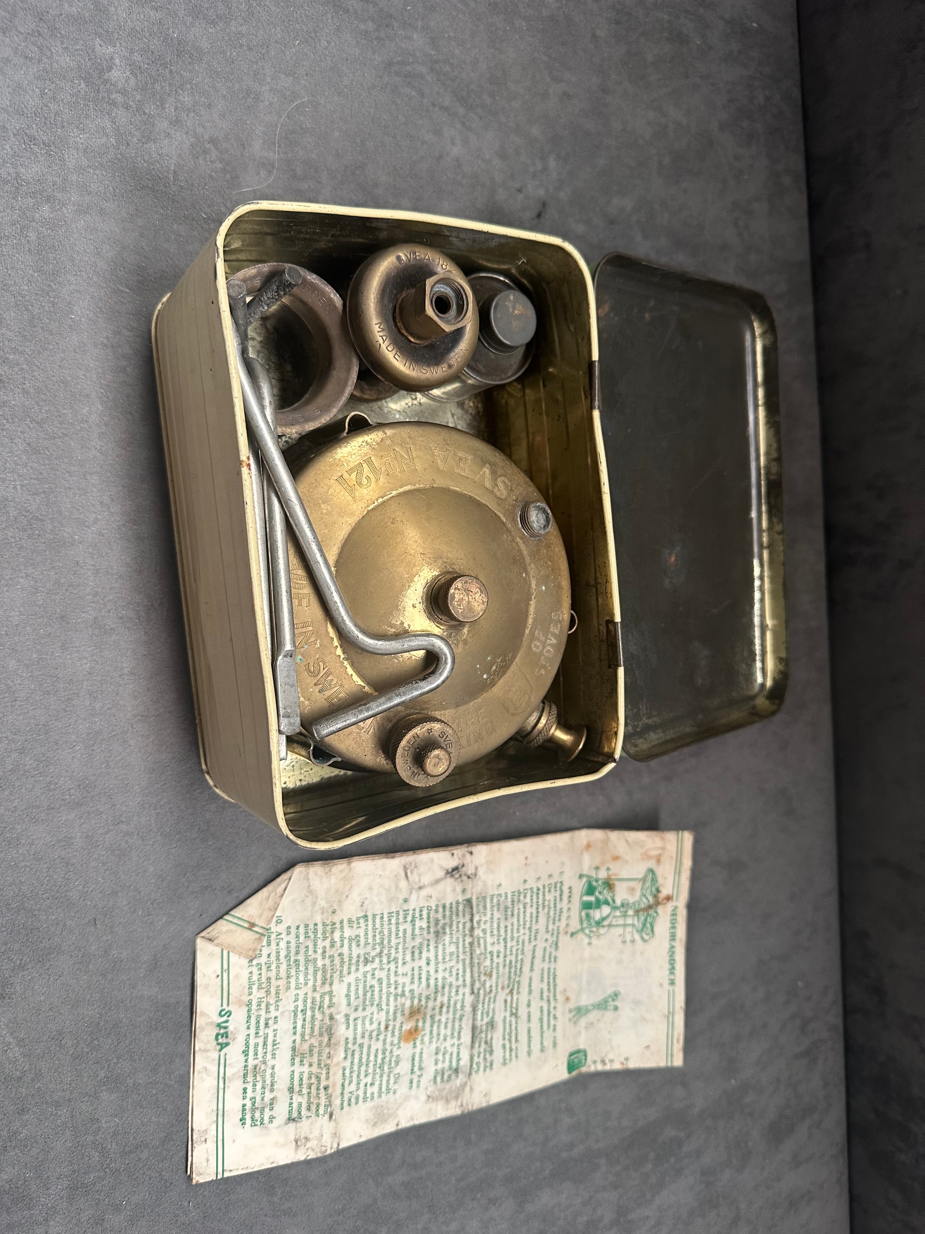 Lot 24 - RARE Vintage SVEA 121 Brass Portable Pressu | Hammer