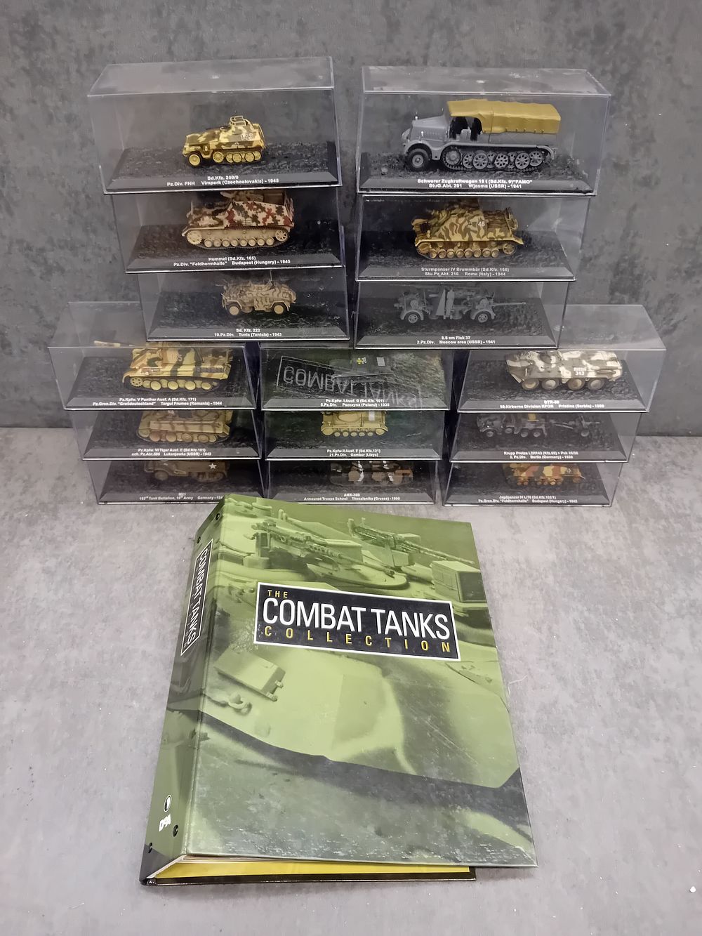 Lot 324: A Collection of 15 DeAgostini 'The Combat Tanks Collection' Die-Cast Military Vehicle Models