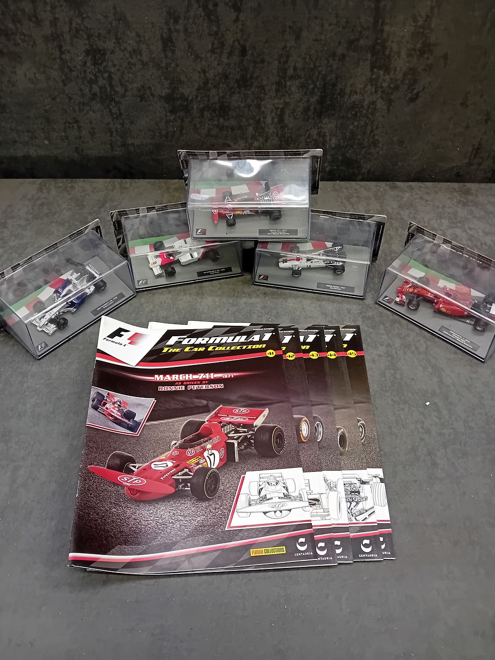 Lot 335: A Collection of 5 Panini Collections / Centauria 'FORMULA 1 THE CAR COLLECTION' 1:43 Scale Die-Cast Models