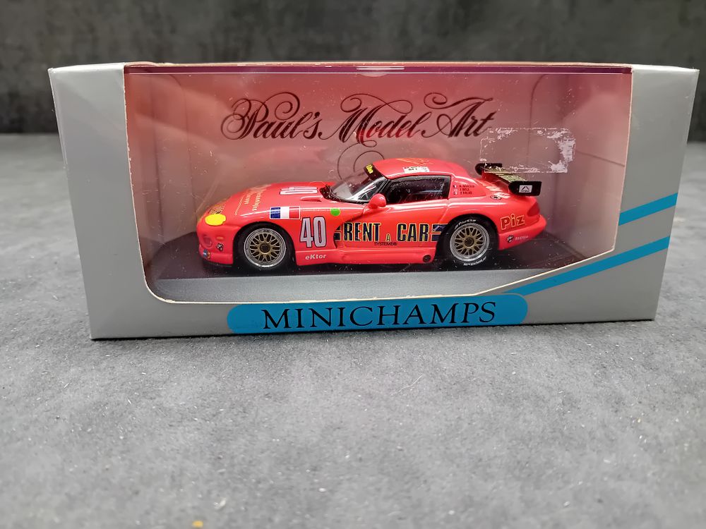 Lot 385: Minichamps 1:43 Scale Dodge Viper Le Mans 1994, R. Arnoux, Model 430 941440