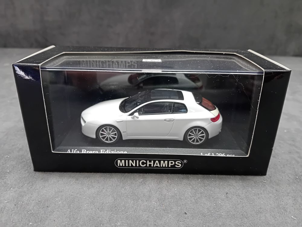Lot 392: Minichamps Alfa Romeo Brera Edizione 'Bianco Ghiaccio' 1:43 Scale Die-Cast Model, 2008, Limited Edition 1 of 1,296
