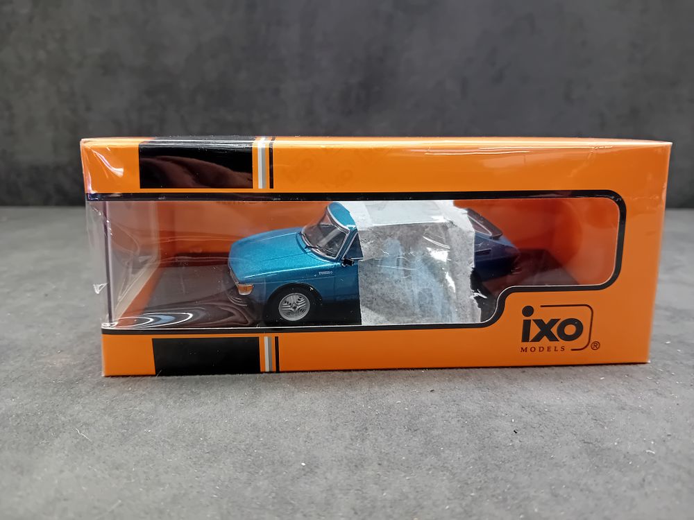 Lot 401: IXO 1:43 SAAB 99 Turbo Combi Coupe 1977 Die-Cast Model Car, Metallic Blue, CLC393N