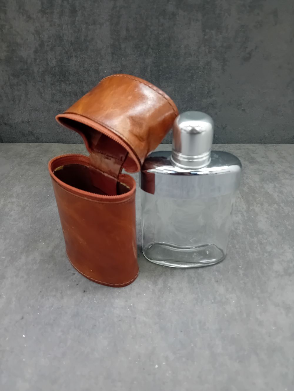 Lot 505: Vintage Glass Hip Flask with Brown Cowhide Leather Case