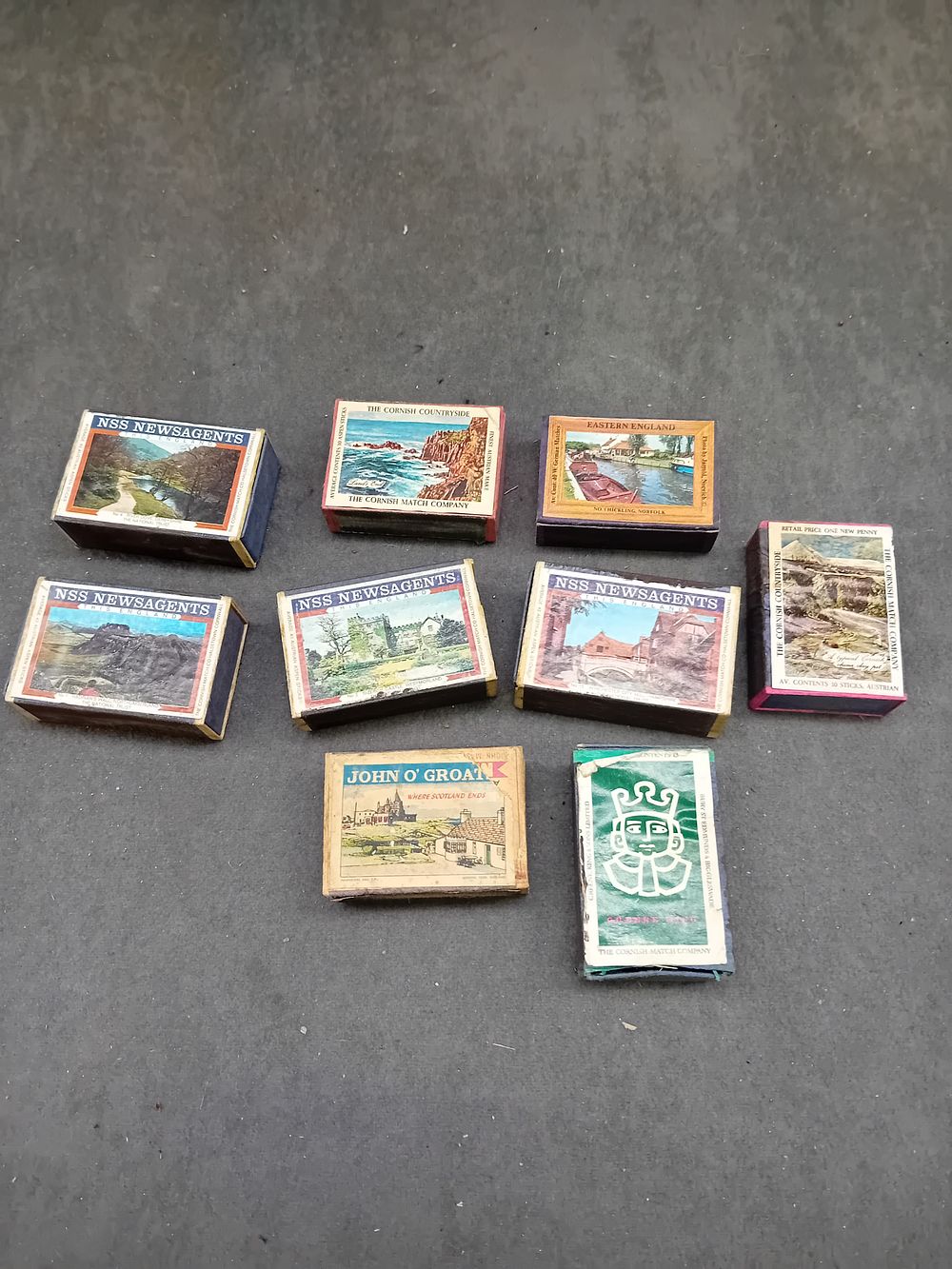 Lot 510: Ten Vintage British Scenic Matchboxes