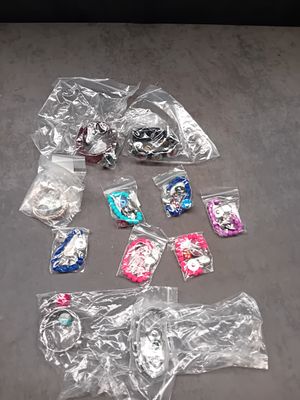 A Collection of 11 Modern Costume Jewelry Bracelets. A collection of 11 items of modern costume 