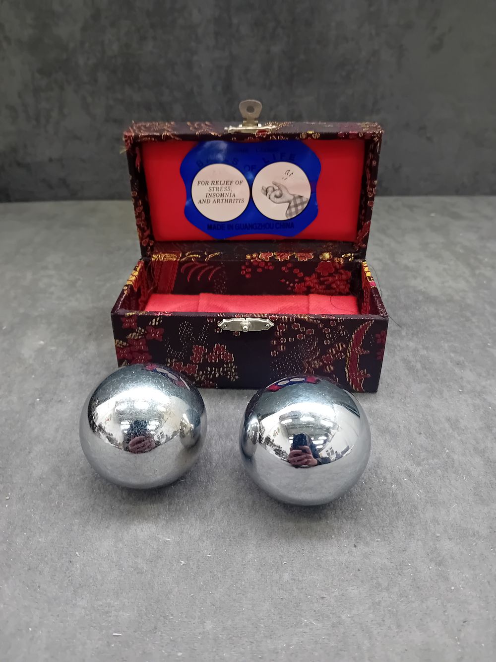 Lot 214: A Pair of Chinese Baoding Balls