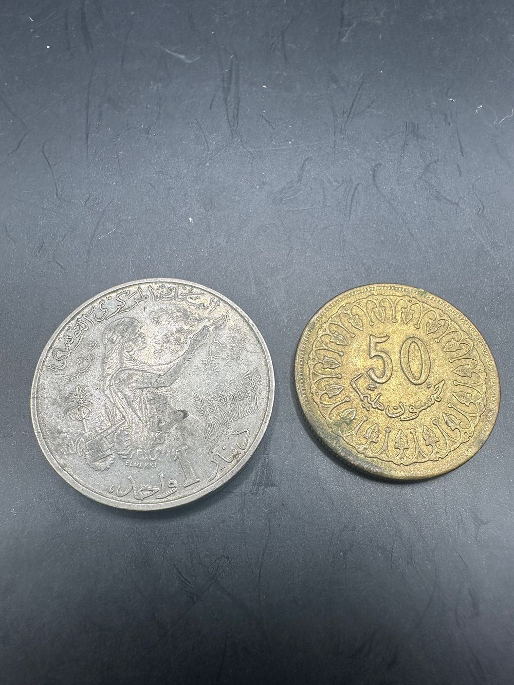 Lot 412: Tunisia coins - 1 Dinas 1976 and 50...