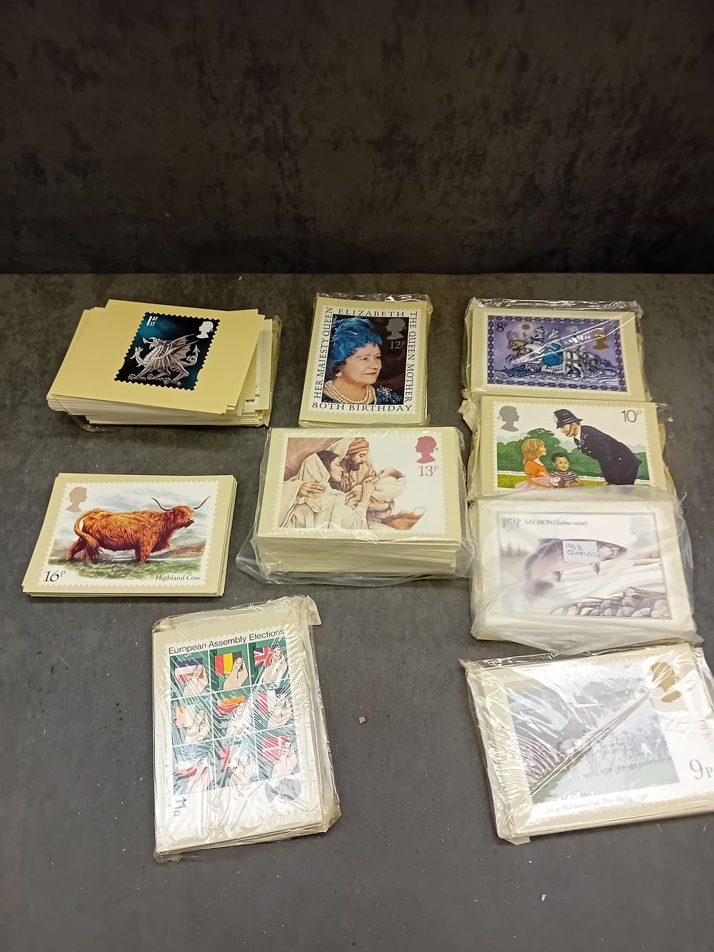 Lot 580: A Collection of Great Britain Commemorative Stationery Cards and Envelopes, circa 1970s-1980s
