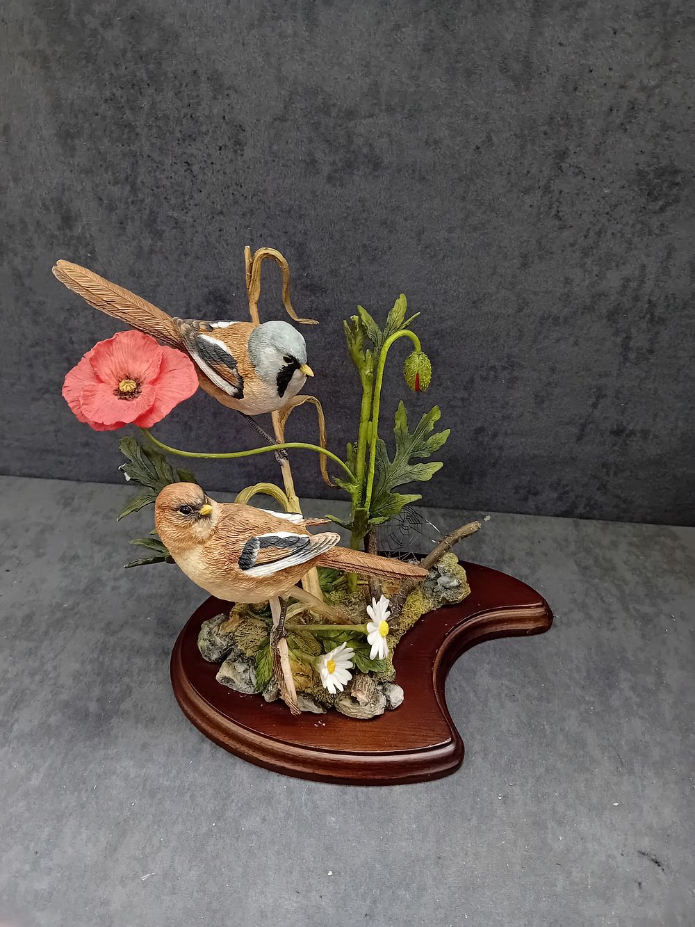 Lot 583: A Pair of Country Artists Bird Figurines