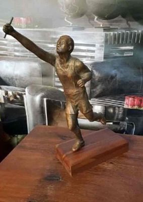 Art Decorative Accessories Modern Abstract Resin Sportsman Figurine Athlete Sculpture Statue 