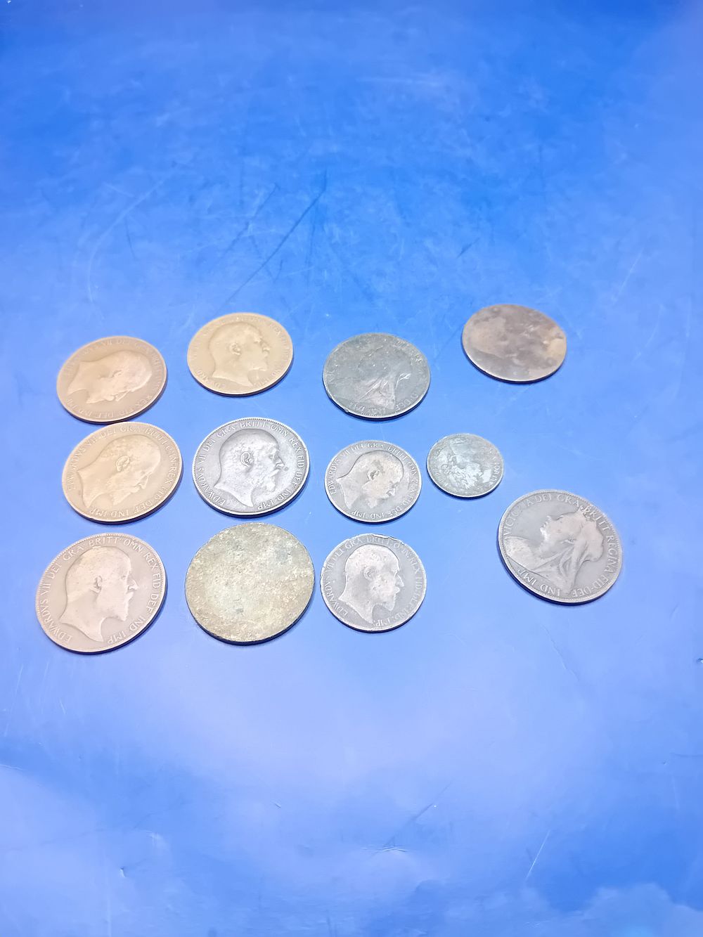 Lot 466: A Collection of 12 British Copper and Bronze Penny and Half Penny Coins, Edward VII and Victoria