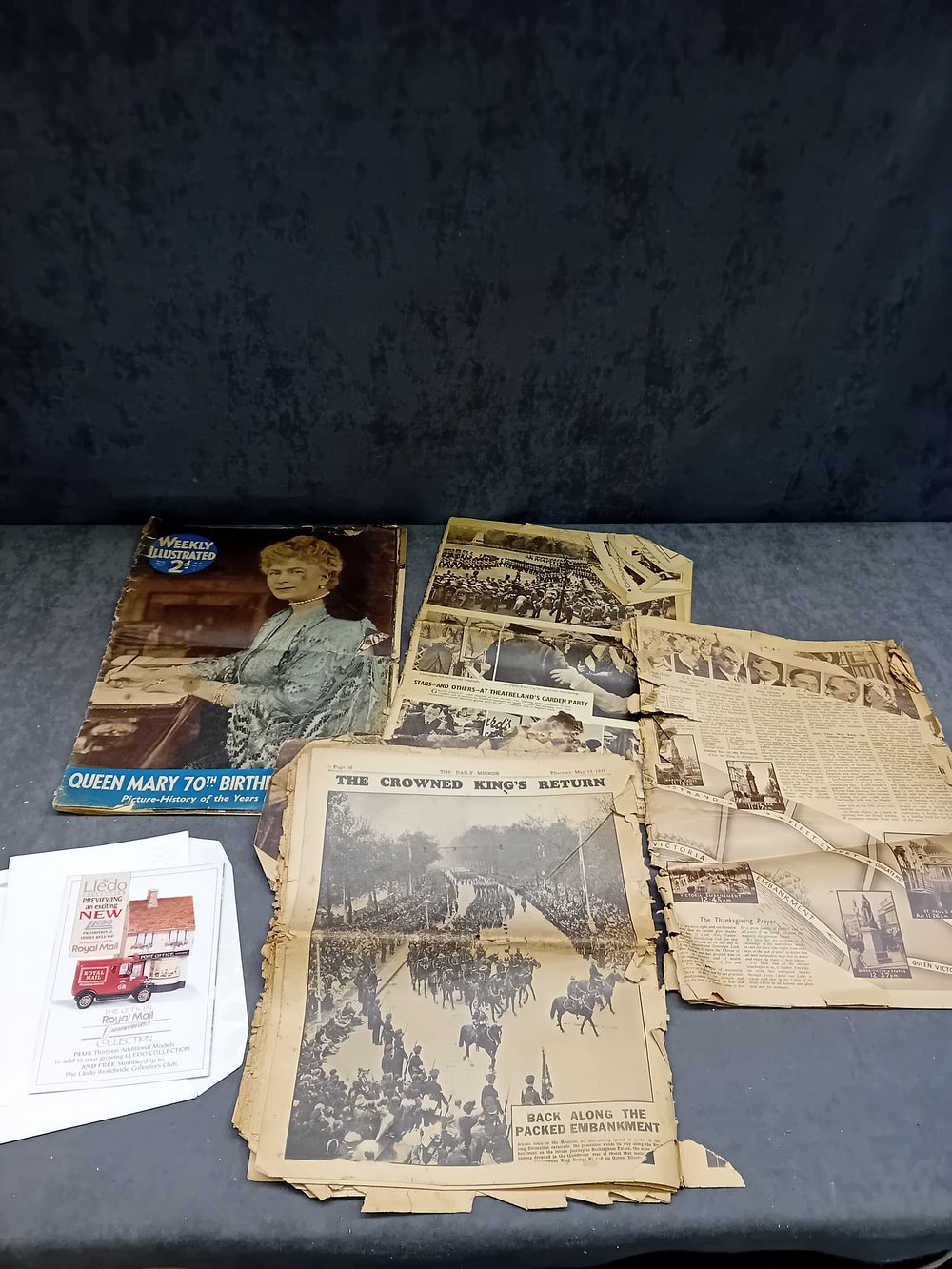 Lot 311: A Collection of Early to Mid-20th Century British Newspapers and Magazines with a Modern Advertisement