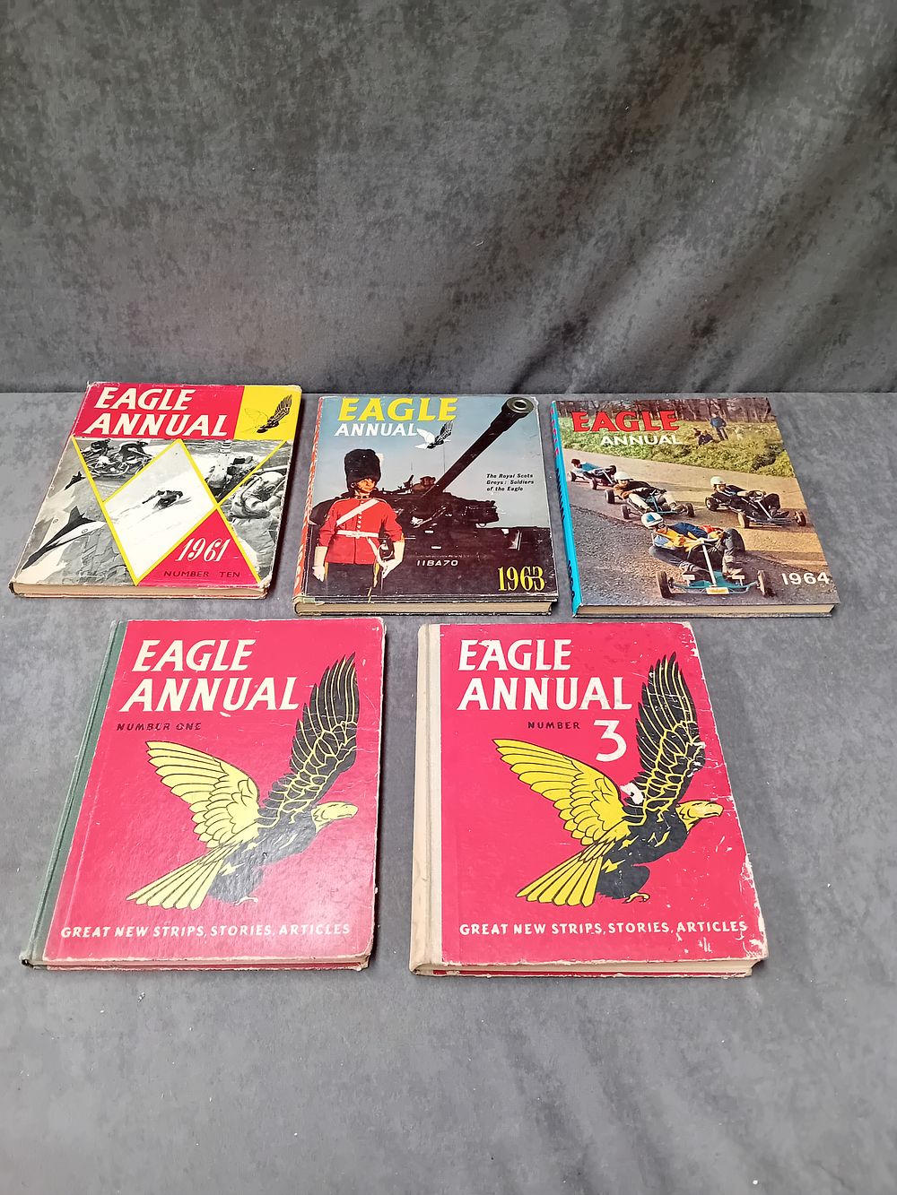 Lot 329: 5 xEagle Annuals&
