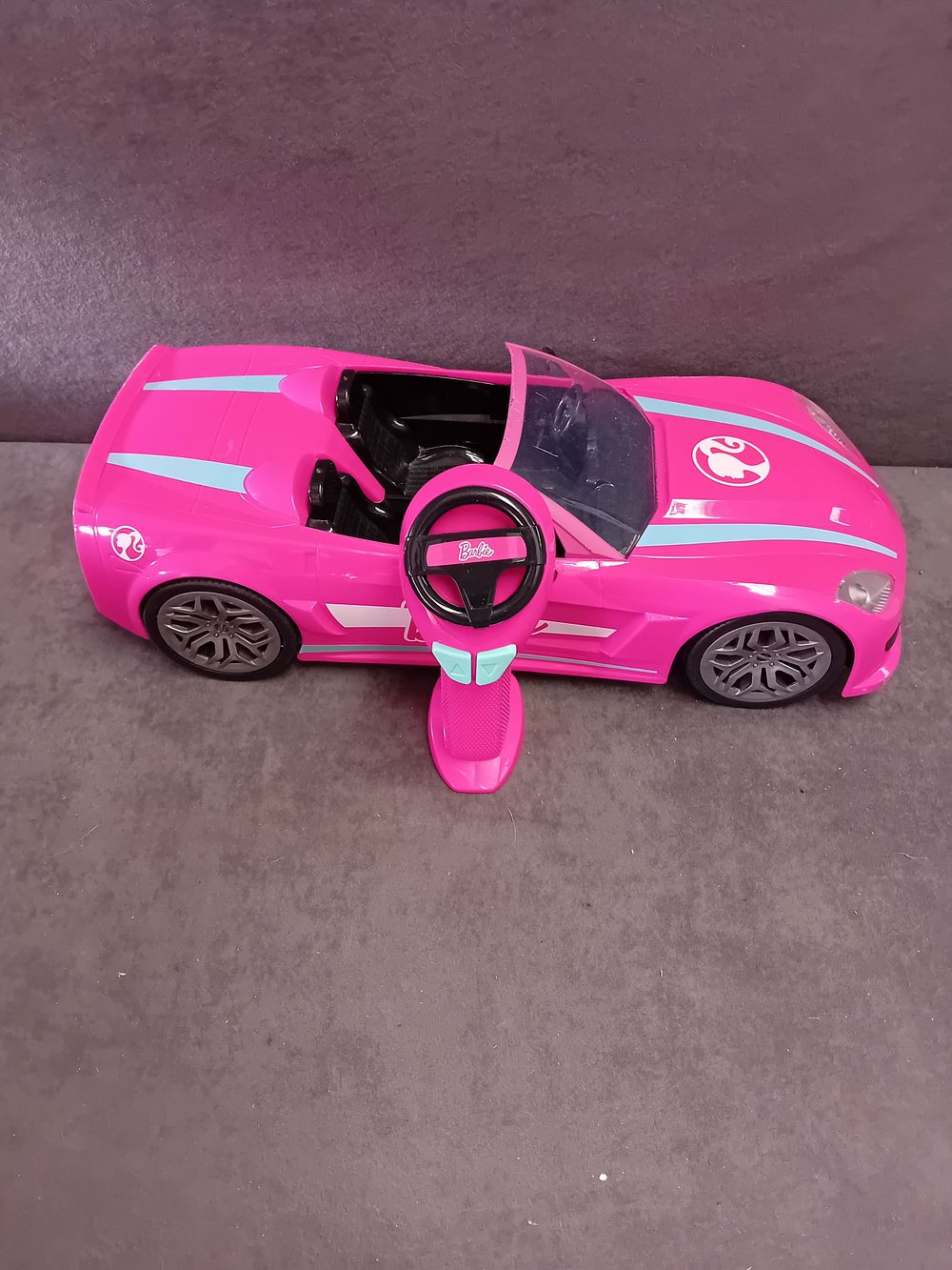 Lot 695: A PAIR OF BARBIE 1:10 SCALE REMOTE CONTROL CAR ITEMS