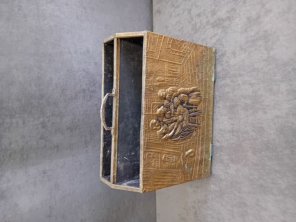 Lot 310: Dutch Revival Style Embossed Brass Wall Mounted Magazine Box