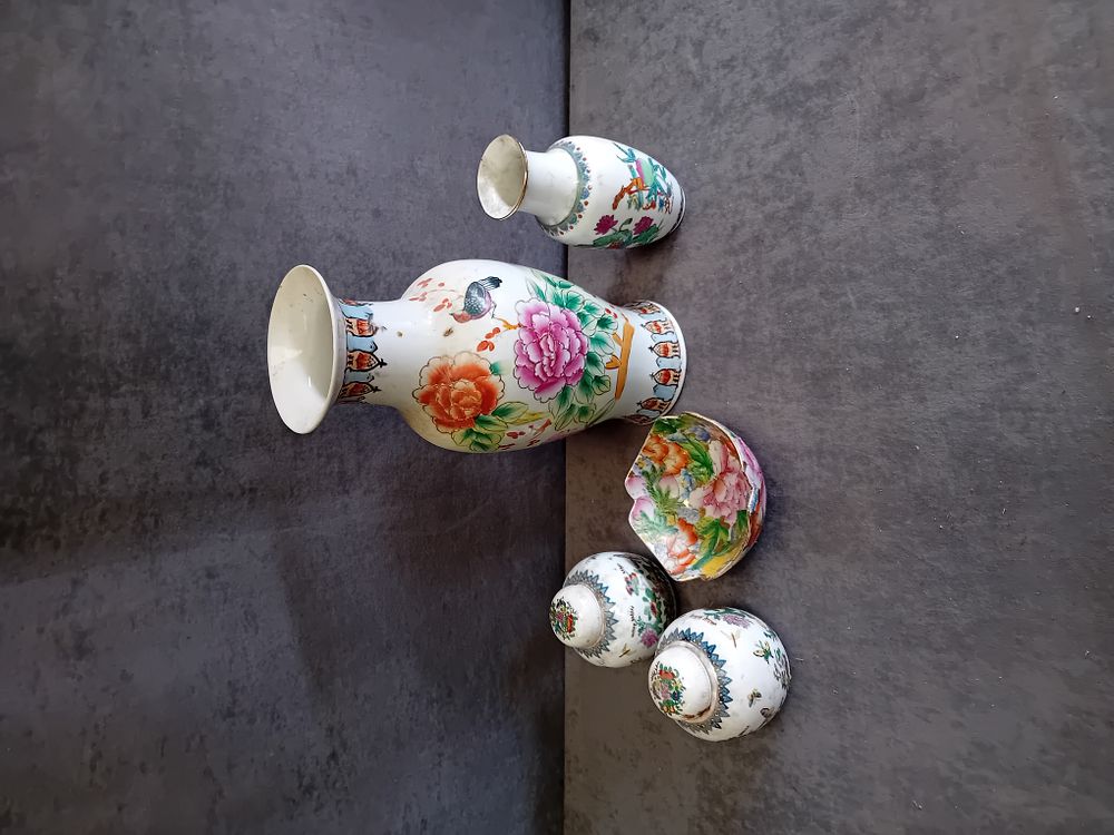 Lot 315: A Collection of Chinese Famille Rose Style Hand Painted Porcelain Decorative Items
