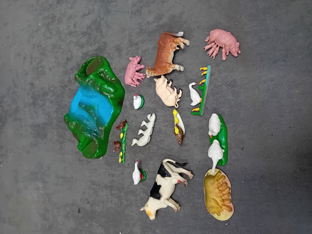 Lot 158: A Collection of Vintage Farm Animal Figurines and Landscape Scenery attributed to Hong Kong