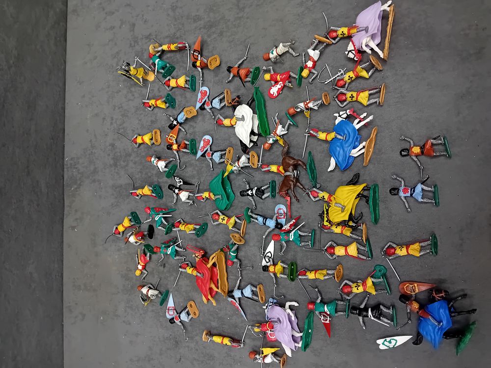 Lot 161: A Collection of Approximately 50 Timpo Plastic Medieval Knight and Horse Figures