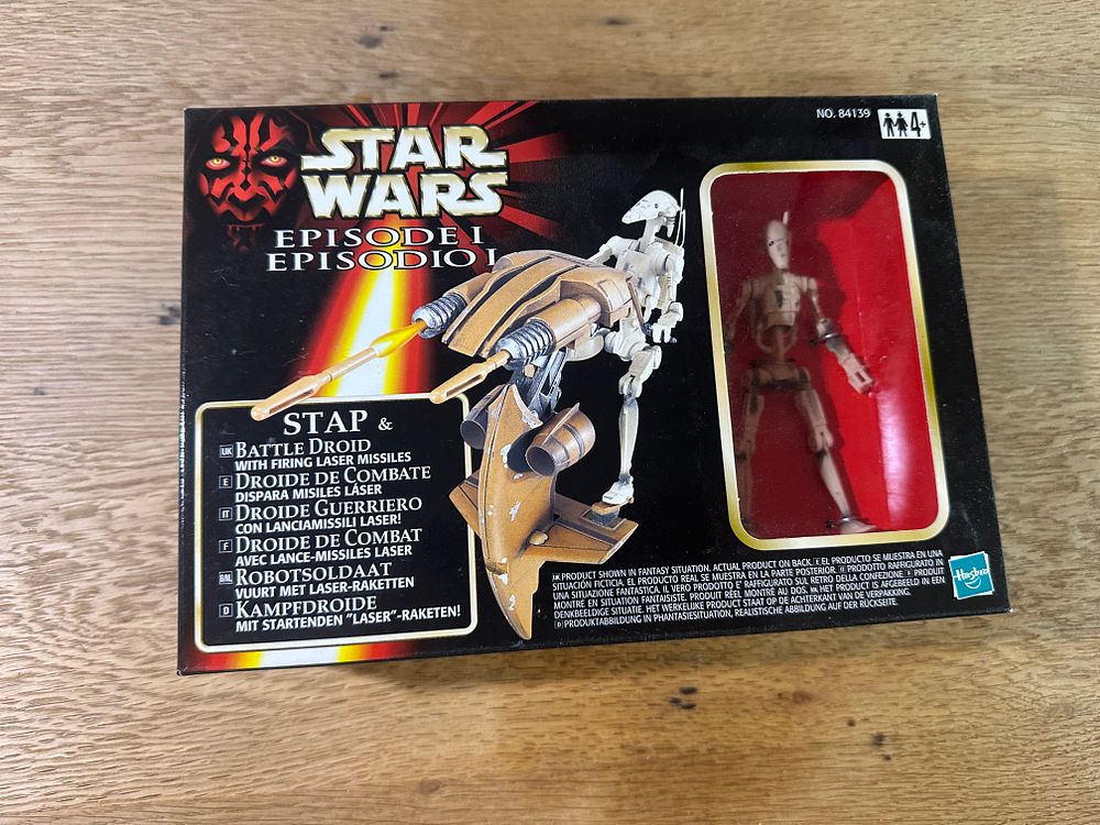 Lot 172: Hasbro Star Wars Episode I STAP and Battle Droid Set in Original Box