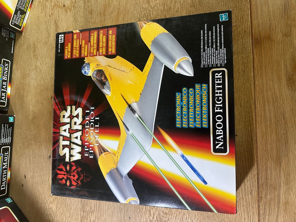 Lot 173: Hasbro Star Wars Episode I Electronic Naboo Fighter