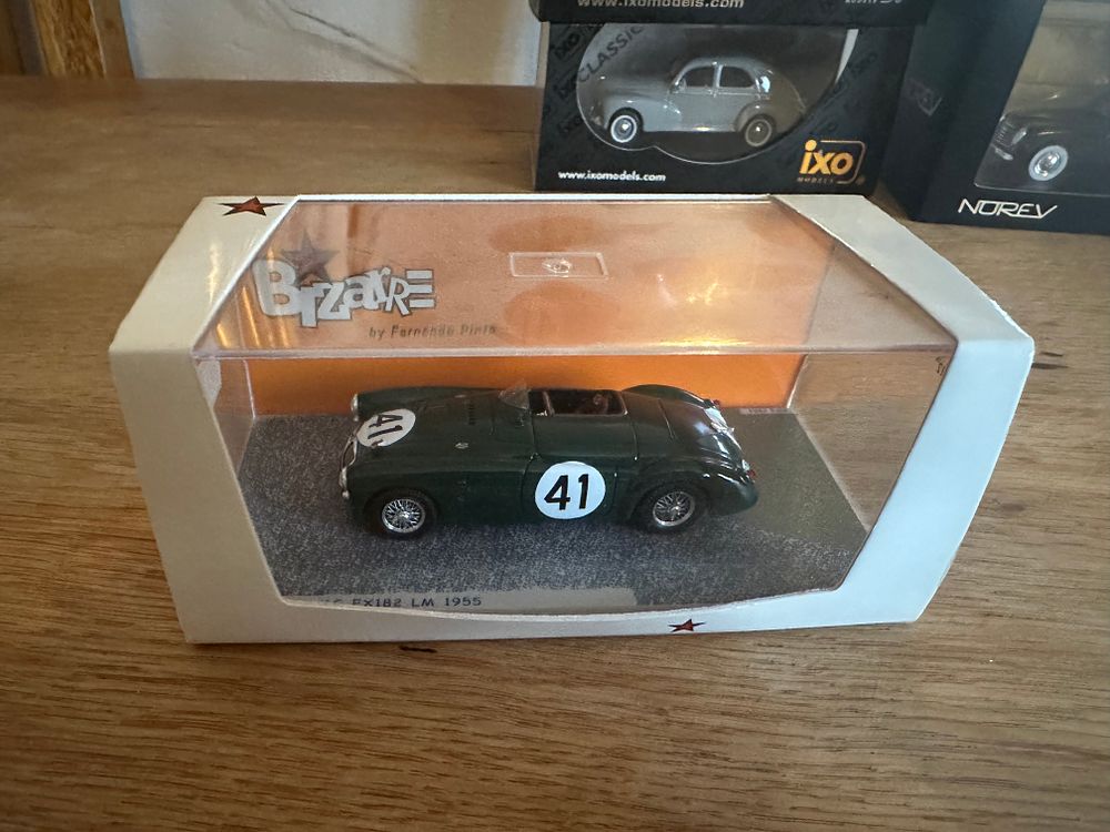 Lot 377: Bizarre 1:43 Scale MG EX182 Le Mans 1955 Number 41 Model Car