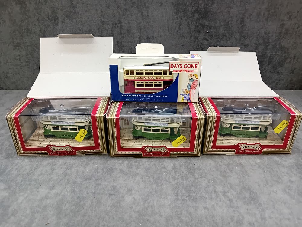 Lot 353: Mixed lot of Lledo Days gone diecast as...